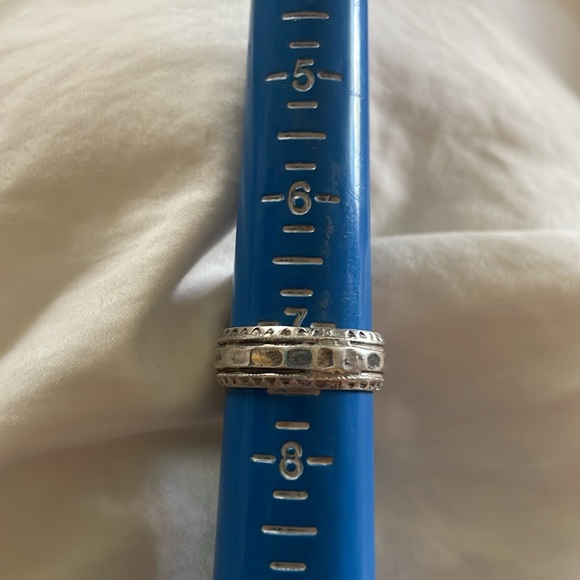 Sterling silver ring size 7 - Picture 4 of 4